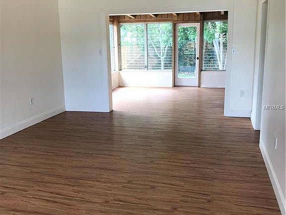 3rd image of 3005 Satsuma Dr Unit 9