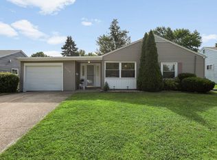 4026 Brookton Dr, South Bend, IN