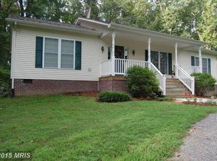 391 Harness Ln, Louisa, VA 23093