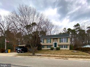 8044 Pine Ridge Rd, Pasadena, MD 21122