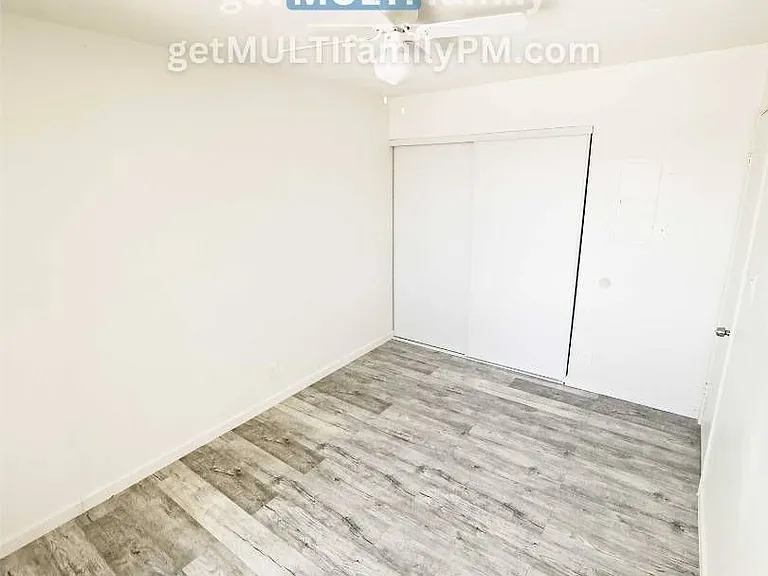 7120 N 66th Dr #101 — Photo 7