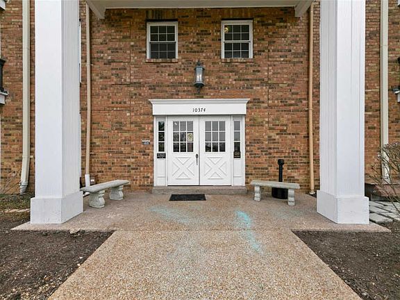 3rd image of 10374 Chimney Rock Dr APT 19