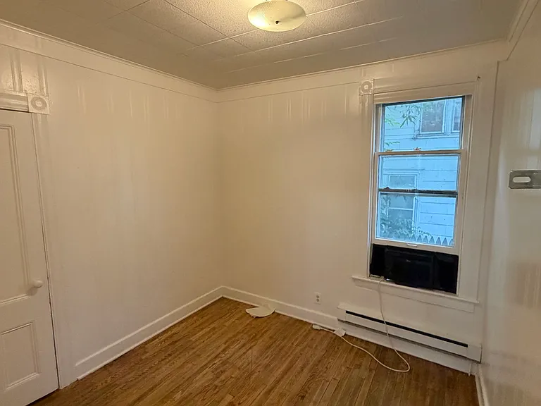 29 Cedar St #1 — Photo 5