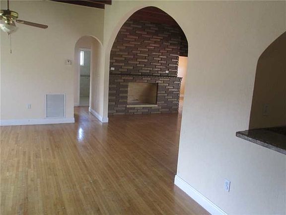 5th image of 13745 NW 1st Ave