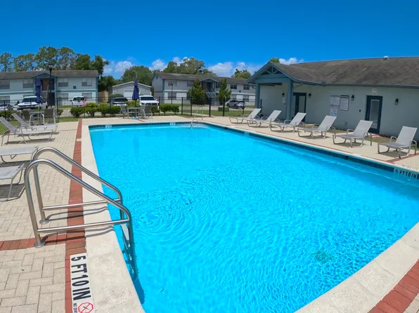 Serenity Lake Apartments