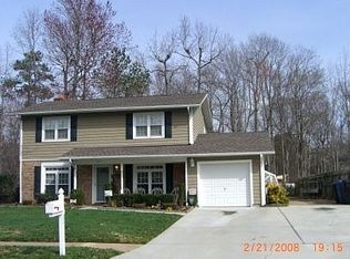 1828 Olympic Dr, Virginia Beach, VA 23453