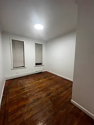 Rented by King Zone Realty Inc | media 2