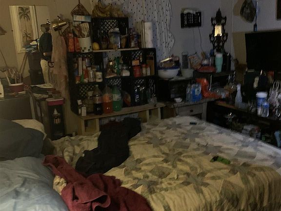 4th image of 4557 Belleville Ct