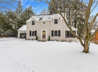21 Crestline Rd, Rochester, NY 14618