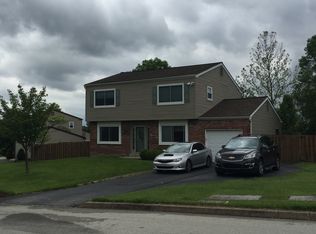 1181 Horseshoe Dr, Blue Bell, PA 19422