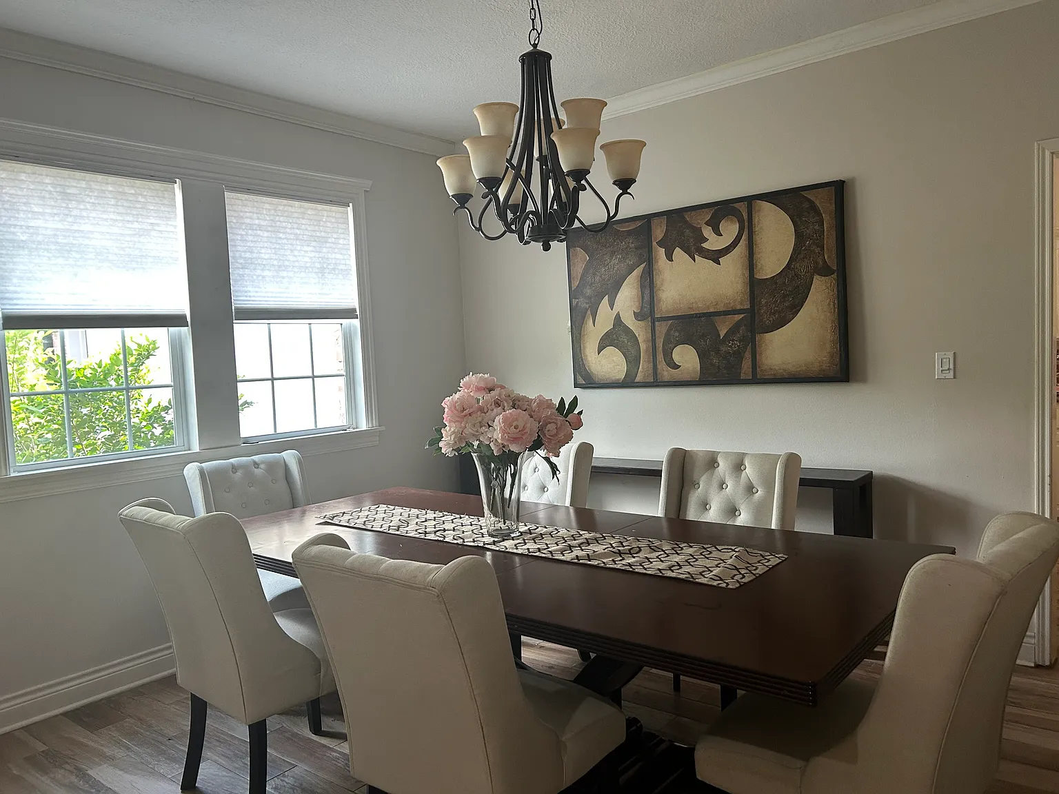 3 bed, 2090 sqft, $2,400 — Photo 4