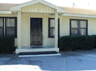 320 Fraser Cir APT 7, Hinesville, GA 31313