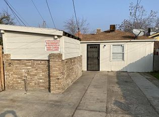1017 1/2 Brundage Ln, Bakersfield, CA 93304