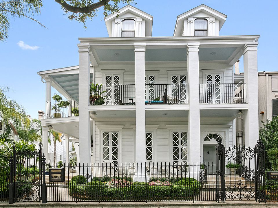 1st image of 2617 Saint Charles Ave