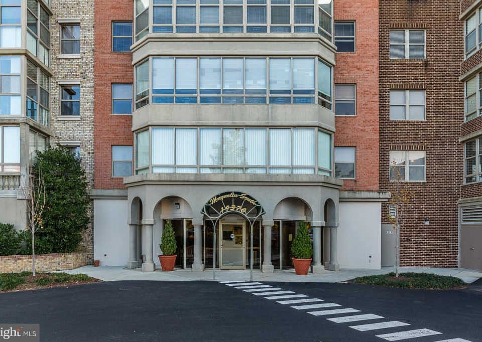 1st image of 19370 Magnolia Grove Sq Unit 211