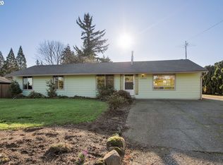 15300 S Maplelane Rd, Oregon City, OR 97045