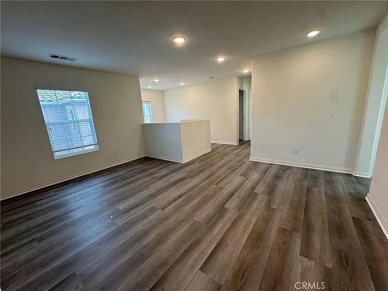 5945 Silveira St — Photo 10