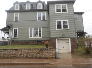 107 Elizabeth St, Eau Claire, WI 54703