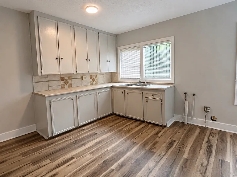 324 Bobby Rush Blvd — Photo 4