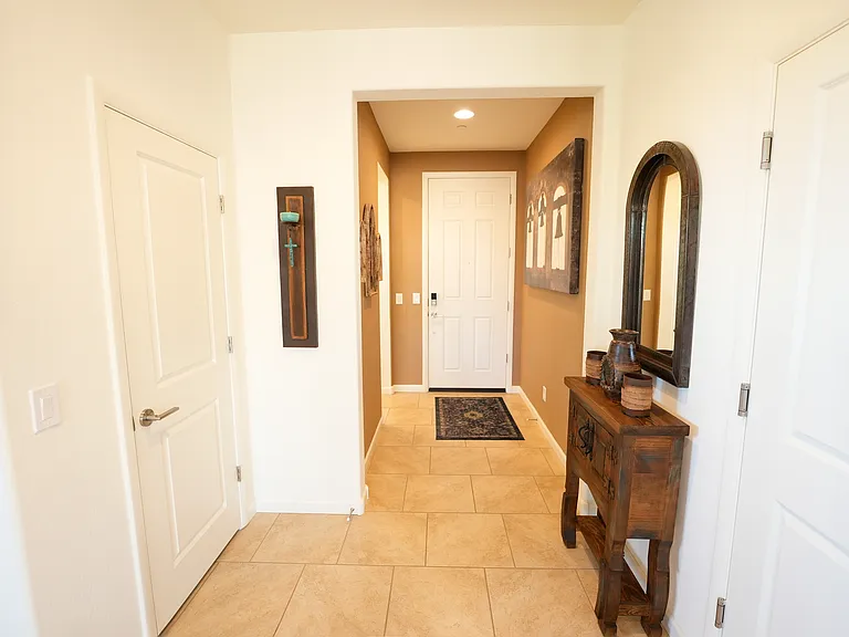 29320 N Lone Pine Ln — Photo 3