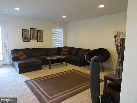 5th image of 21392 Lookout Dr