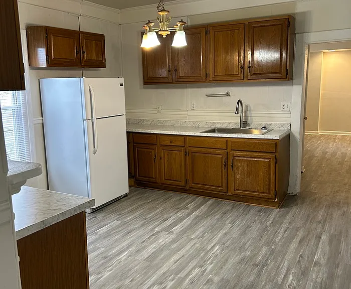 1526 W 40th St #2A — Photo 10