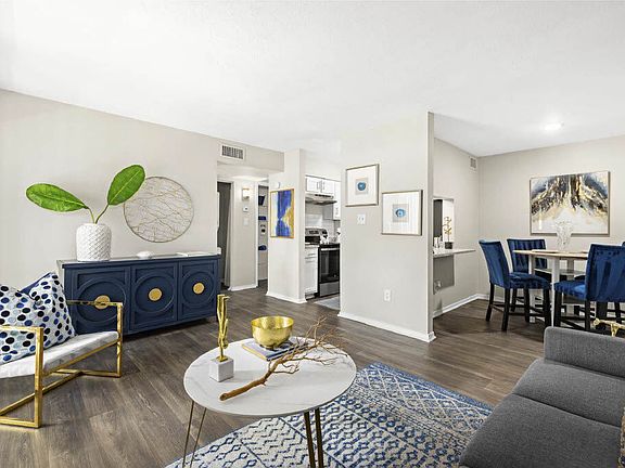 5th image of 5300 Glenside Dr APT 101