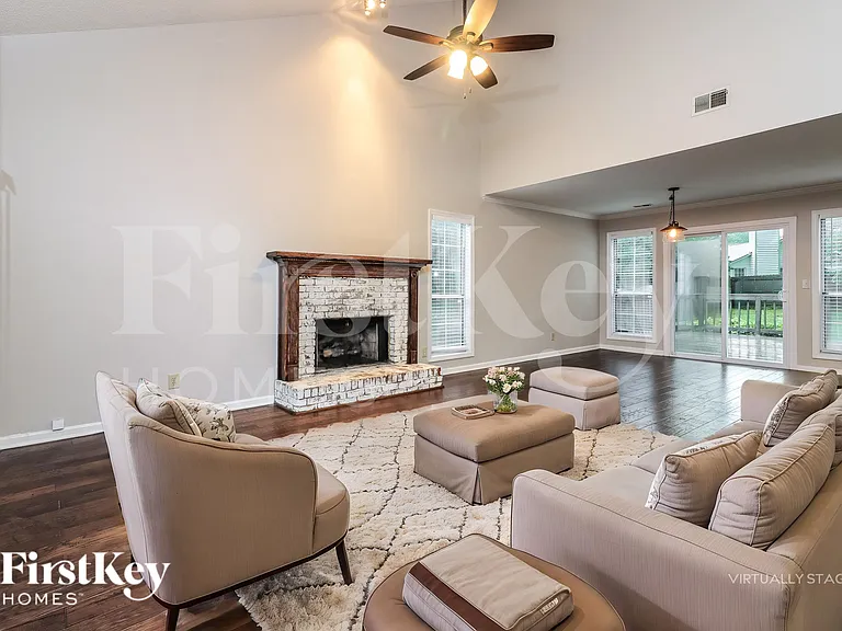 1926 Diamond Pl NW — Photo 4