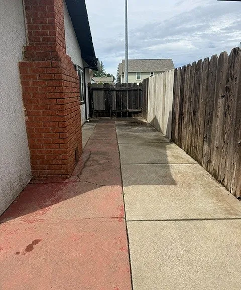 1193 East Ave — Photo 17