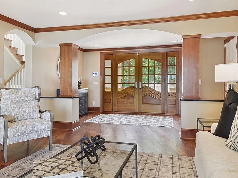 3229 Casco Cir — Photo 6