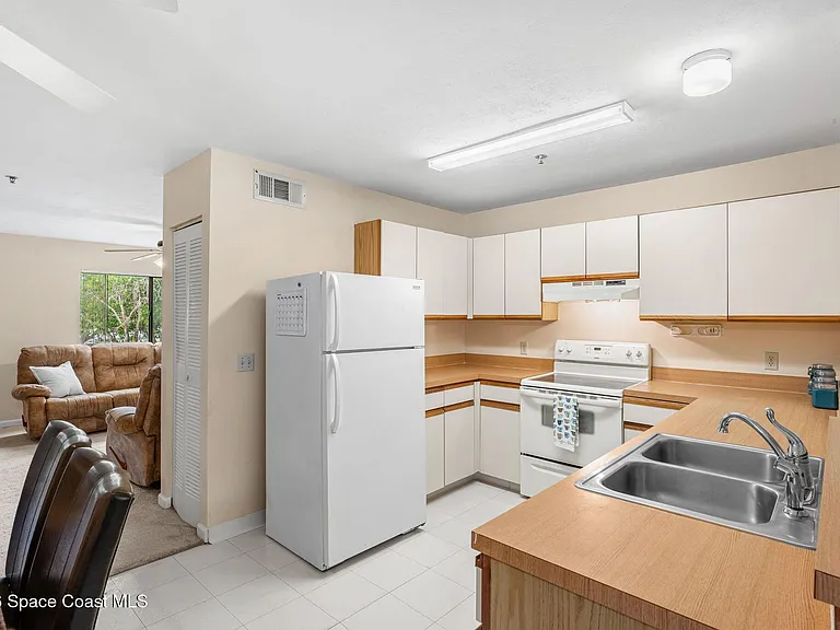 7814 Shadowood Dr #510 — Photo 9