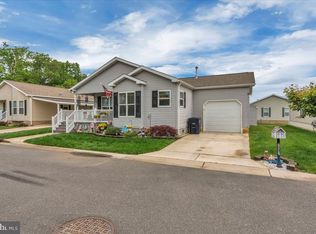 2012 Ocean Ln, Williamstown, NJ 08094