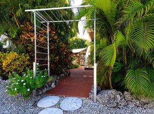 411-415 1st St, Key West, FL 33040