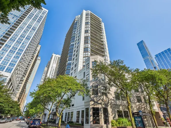 33 W Delaware Pl APT 20G, Chicago, IL 60610