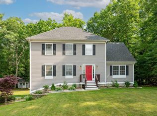 13 Rinny Ln, Exeter, NH 03833