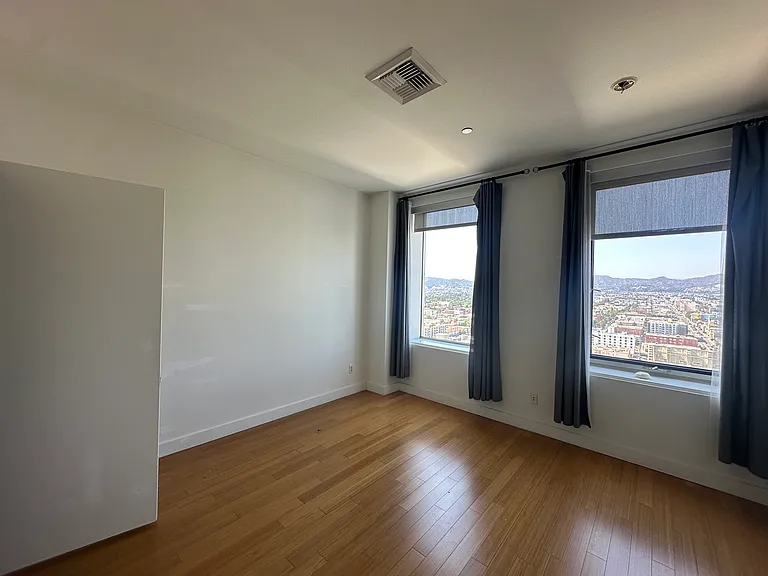3810 Wilshire Blvd #1801 — Photo 7