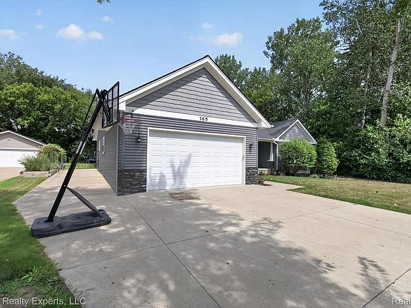 4th image of 165 Leetonia Dr