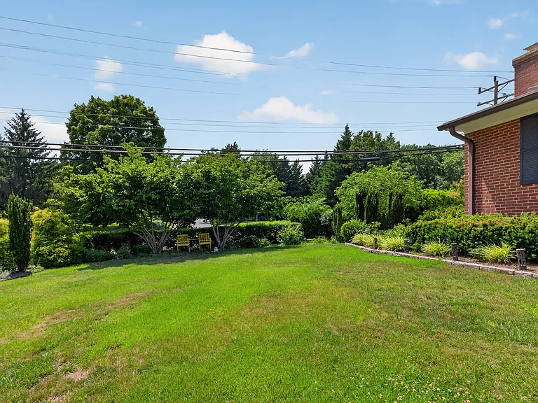 6824 Felix St — Photo 32