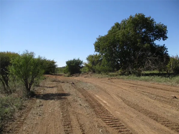 51 Ac Hwy #16, Loving, TX 76460
