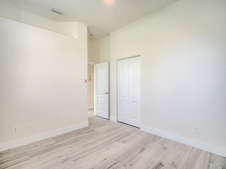 14854 Toscana Way — Photo 34