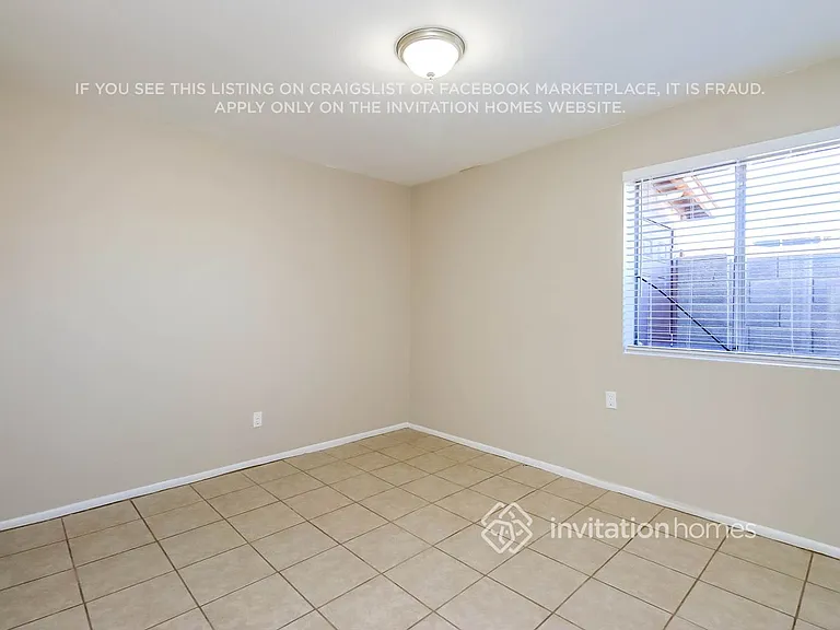 535 S Udall #B — Photo 13
