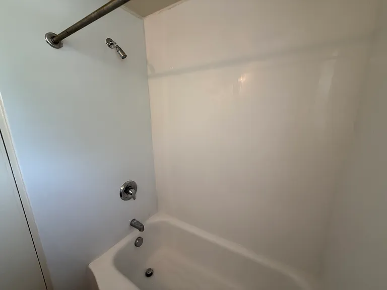 1528 Bluemont Ave SW #120 — Photo 10