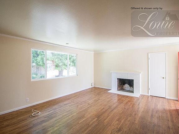 5th image of 1919 W Adams Dr