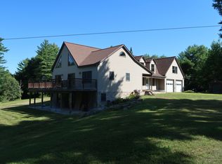 63 Parker Rd, Pittston, ME 04345