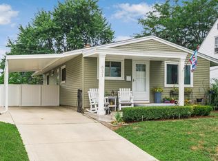 631 Raleigh Dr, Columbus, OH 43228