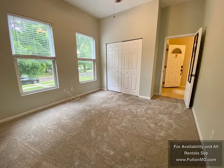 821 Court St #A — Photo 3