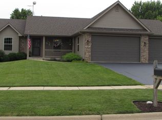 306 Britnie Dr, Poplar Grove, IL 61065