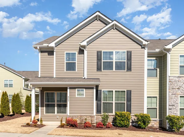 809 Country Downs Rd, Wake Forest, NC 27587