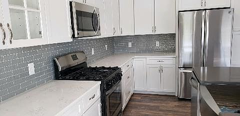 3rd image of 1805 Windjammer Dr