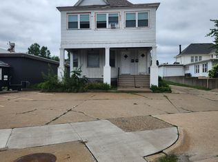 1827 15th St, Moline, IL 61265